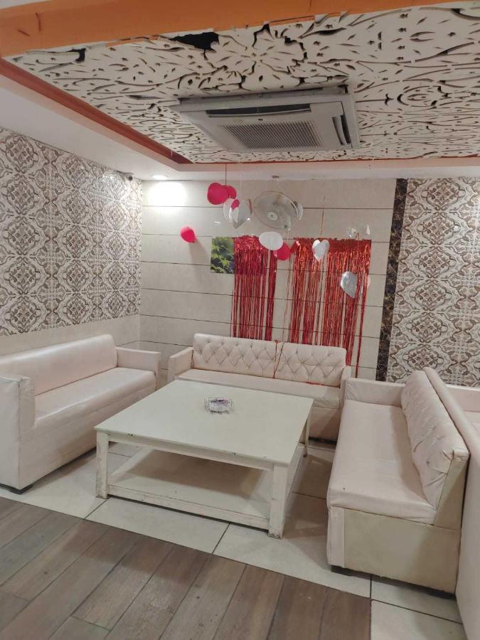 Hotel O Food Plaza Zirakpur ภายนอก รูปภาพ